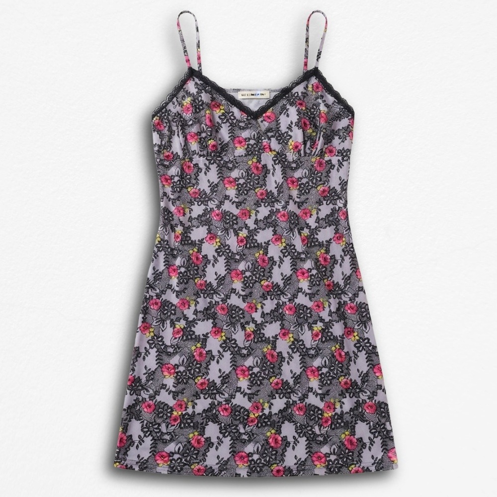 Rene Rofe Sleepwear Floral Lace Print Chemise Nightgown Purple Pink Medium